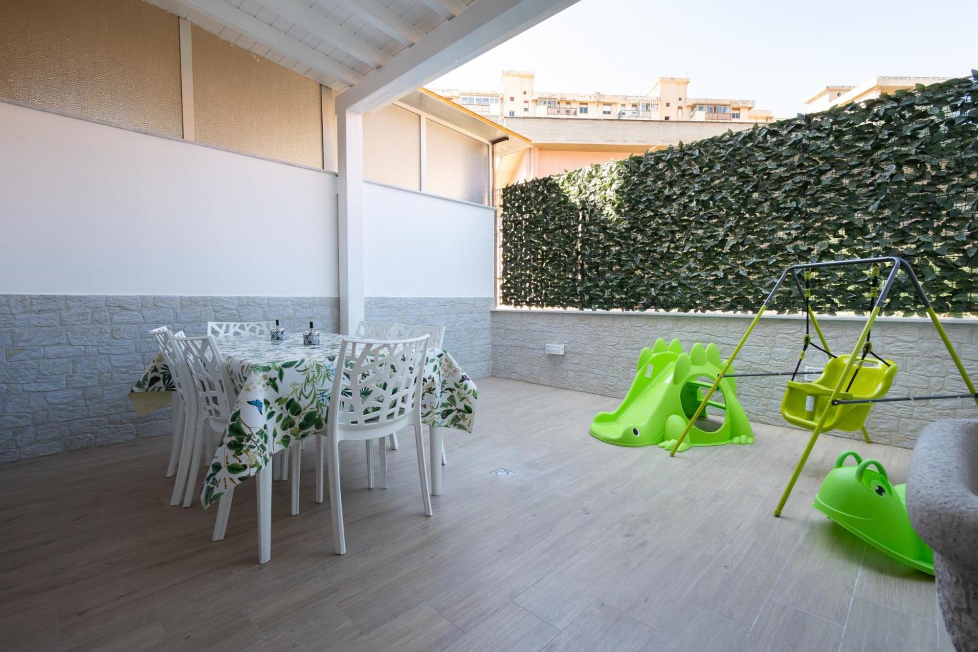 Ludo Holiday House - Charming Con Patio A Due Passi Dalla Cattedrale Palermo Exteriér fotografie